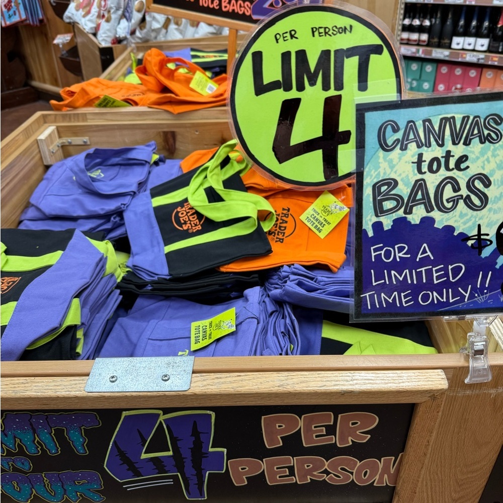 NWT (Set of 4) Trader Joe’s Halloween Mini Canvas… - image 11